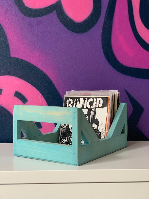 45 rpm/7inch Record Storage Crate // No more empty 12 pack boxes! Finally a proper way to store your 7" and 45's