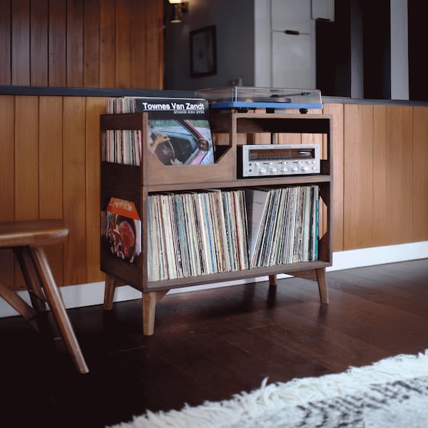 Skivspelarens station: Förvaring av vinylskivor