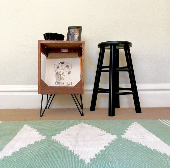 Vinyl Record Display End Table // Practical Way to Display and Protect Your Collection of up to 80 12" Vinyl Records // 100% handmade