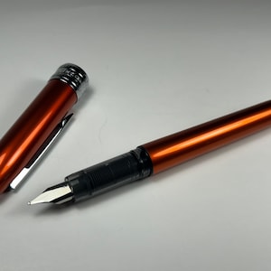 Platinum Plaisir Fountain Pen - Nova Orange