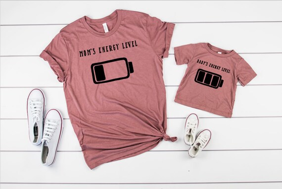 baby and mom matching shirts