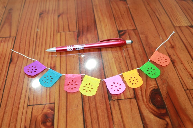 Mexican Papel Picado Banner: Dia de los Muertos Decor, Handmade in Puebla 1"x 0.50" / 8 Flags