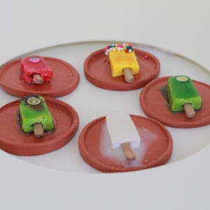 Clay Mini Food: Mexican Nichos Ofrenda DIY