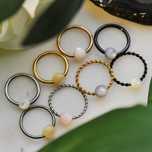 PERLMUTT Unverlierbarer Perlenring, Chirurgenstahl/Titan Größe 16g/14g Silber/Gold/Rosegold/Schwarz Stil Schlicht/Geflochten Cbr, Weiß Rosa Grau