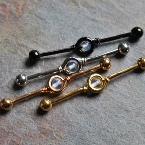 Opalite Wire-Wrapped Loop Industrial Bar, 14g 316L Edelstahl Knorpel Piercing aus chirurgischem Stahl, 32mm 35mm 38mm Silber Gold Rose Gold Schwarz