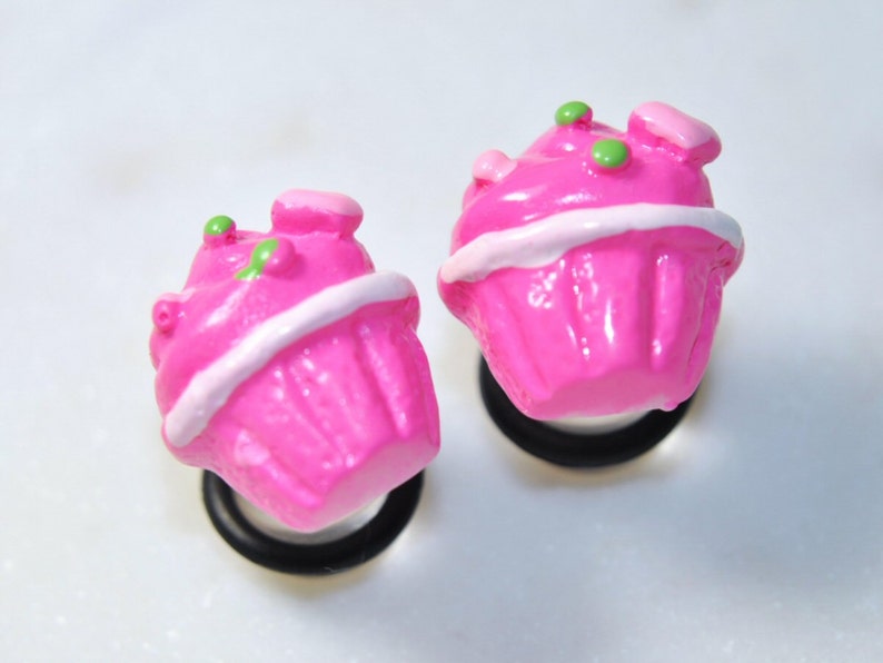 PAIR 0g Acrylic Stretched Ears Body Piercing Jewelry Cupcake Plugs 8mm Pink Sweet No Flare Ear Gauges Girly Cute Wedding Work Hiders