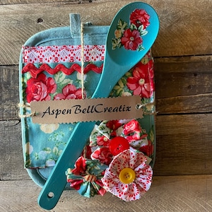 6 piece handmade pioneer women themed kitchen gift set.