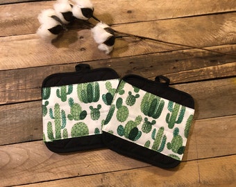 Set of 2 cactus pot holder