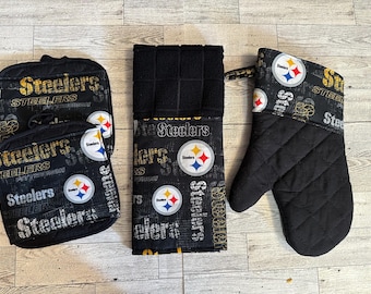 Juego de regalo para cocina y parrilla de 4 piezas de los Pittsburgh Steelers.