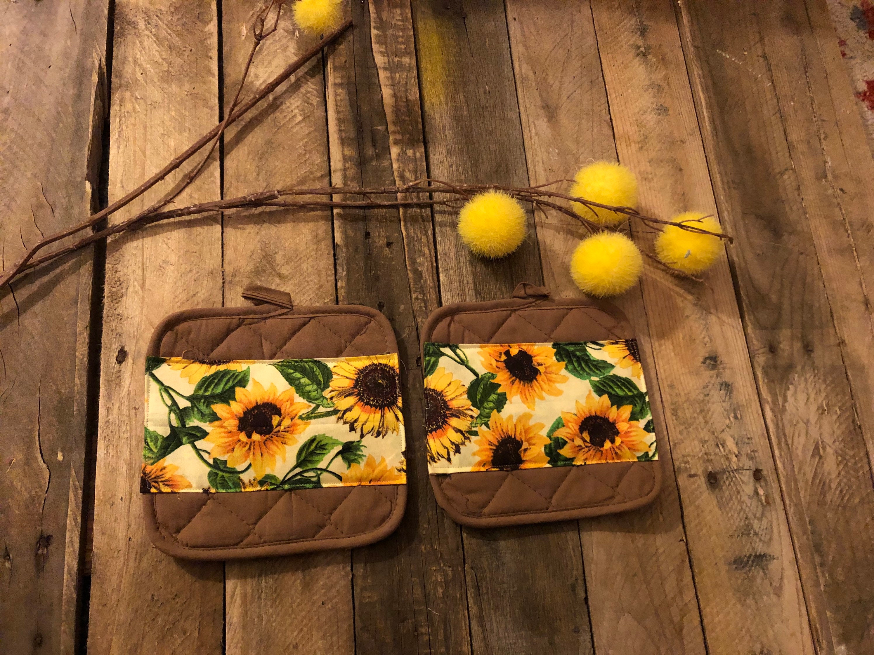 Set of 2 Sunflower Pot Holders 7 X 7 Inches in Size. This Will Etsy