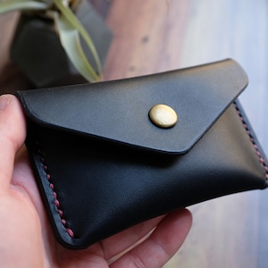 Cartera con botones de cuero italiano negro, tarjetero de cuero delgado hecho a mano minimalista, día del padre unisex