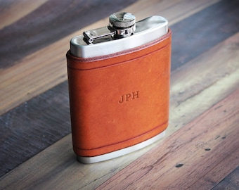 Personalised Leather Flask 8oz - Tan, Hip Flask, Wedding Anniversary Gift, Custom Groomsmen Gift, Fathers Day