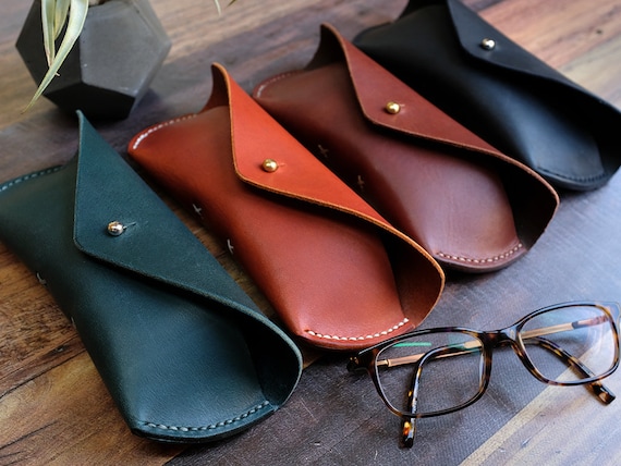 Italienisches Leder Brillenetui, Leder Brillenhalter, Brillentasche,  Ledertasche für Brille Vatertag - .de