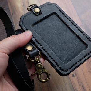 Leren ID-houder met gepersonaliseerd sleutelkoord, ID-kaarthouder, pashouder, badgehouder, jubileumcadeau Vaderdag