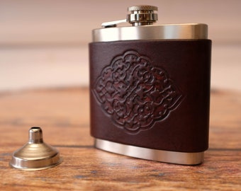 Hand Dyed Brown Leather Hip Flask, Father's Day Gift, 3rd Wedding Anniversary, Groom Gift