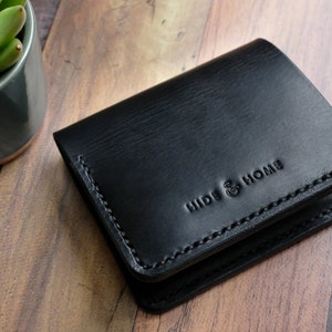 Cartera de cuero negra personalizada, tarjetero plegable hecho a mano, regalo para padrinos de boda, día del padre imagen 5