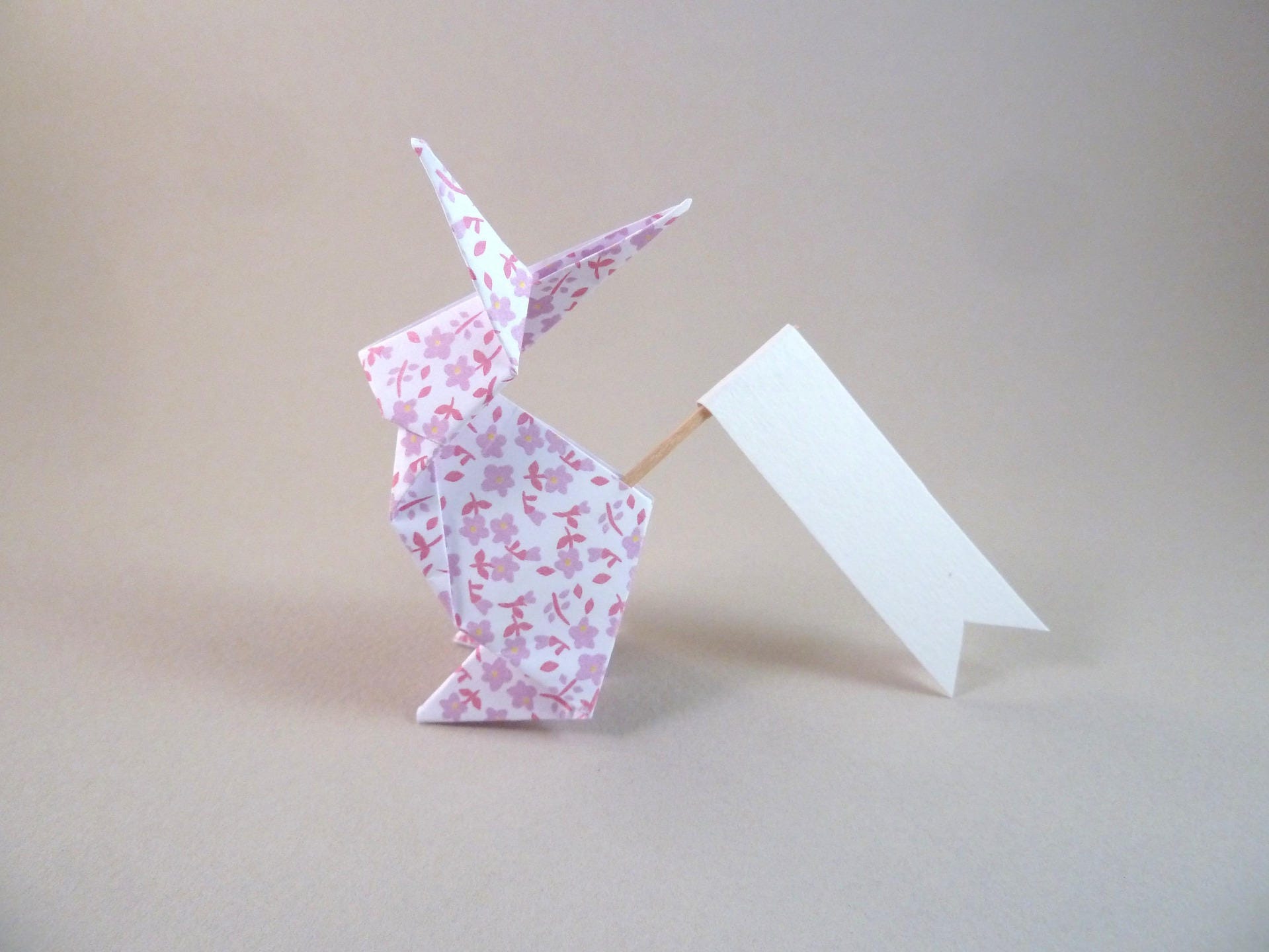 Marque Place Lapin en Origami Pour Baptême - Anniversaire -Décoration de Table Fête Fille Motif Libe