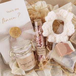 Coffret cadeau ma témoin, box témoin femme, marraine, Mademoiselle d'honneur. Carte, bougie, savon, sel de bain, chouchou, produit artisanal