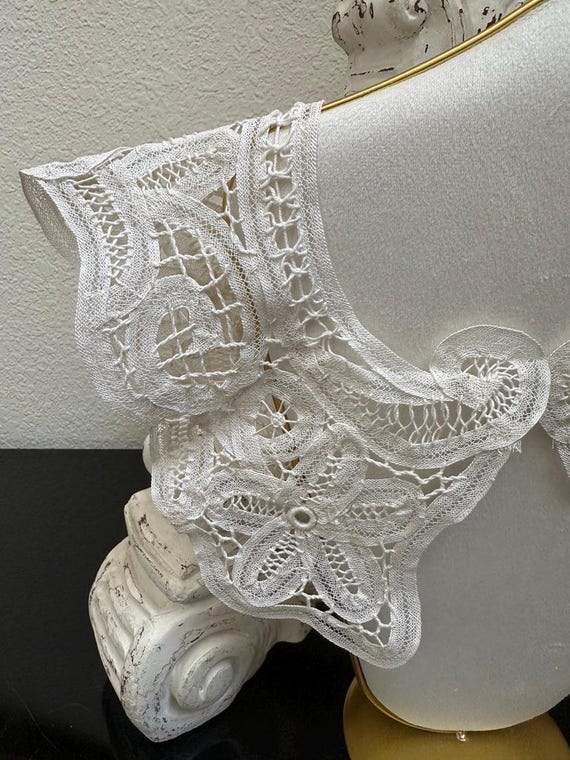 Antique Battenberg Lace Collar: Edwardian Needlework Fashion Accessory View 5