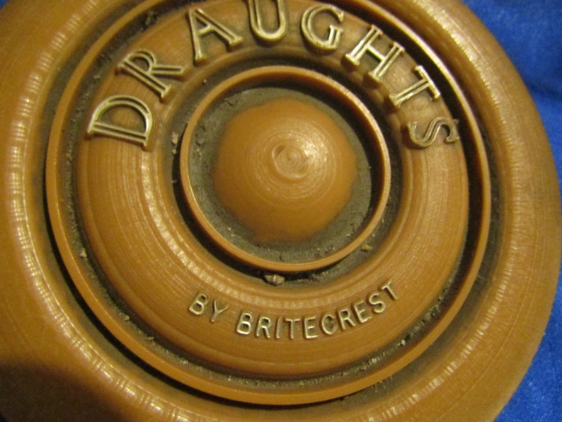 Vintage 1960/'s Plastic Draught/'s Container by Britecrest with full set of DraughtCheckers Pieces Inside