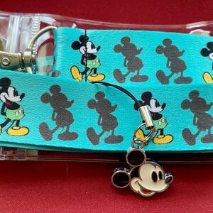 Disney Mickey Mouse lanyard, Mickey charm & ID holder Bus pass/keys/neck strap/gift