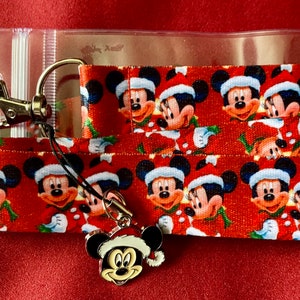 Disney Mickey Christmas lanyard, charm & ID holder Bus pass/keys/neck strap/gift