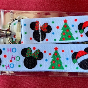 Disney Mickey Christmas lanyard  & ID holder Bus pass/keys/neck strap/gift