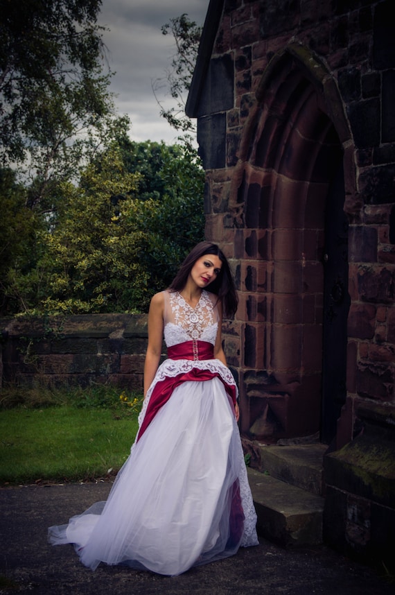 cotton swing dress with pockets AND LINEN LOOSE POCKET – Designs By Anna J LLC Color:White Satin colorgrp-51788 Melis is wearing a Black Cat Dress with