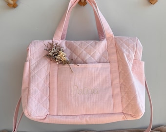 パーソナライズされたキルティングモスリンおむつバッグ ピンク - 名前刺繍入りソフトベビー病院バッグ - 18色展開