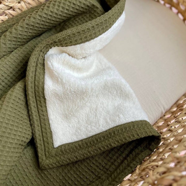 Personalized baby blanket in waffle cotton and ecru plush minky, Newborn Blanket Plush, Toddler Blanket Minky, Stroller Cradle Blanket