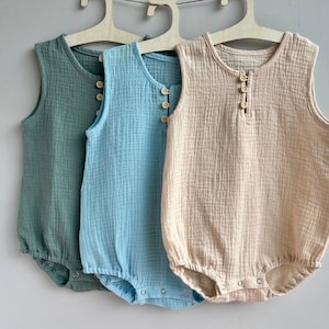 Unisex baby romper, Organic muslin summer kids clothes,  Gender neutral Newborn or Toddler onesie, Range of colors