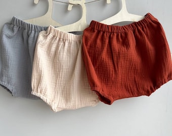 Muslin bloomers no ruffles, Bloomers Baby boy, Newborn Diaper Cover, Baby Summer Shorts, Diaper Cover, Organic muslin, Baby summer outfit