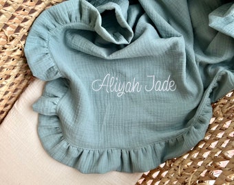 Personalized baby blanket with name, Organic cotton muslin baby wrap, receiving blanket with ruffles, Personalized swaddle blanket