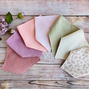Organic Muslin Baby Bandana Bibs, Soft cotton bandana bib set for baby girl, choose your color, New baby girl gift, baby drool bibs