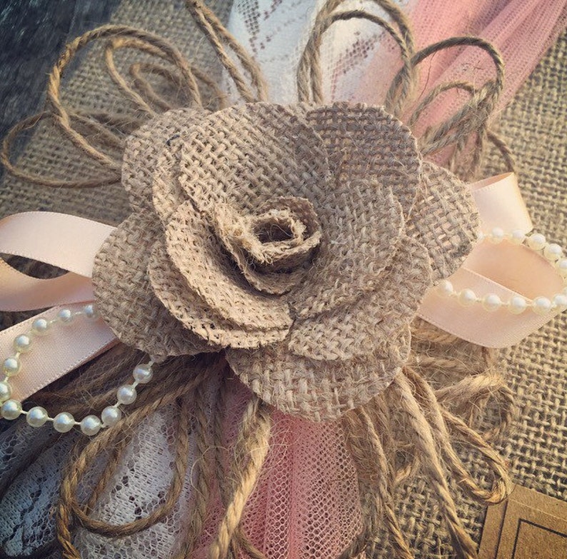 Vintage lace guest book 30x30