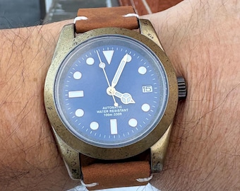 Aviation-Inspired Bronze PVD Automatic Watch – Genuine Leather – Seiko NH35 Movement 39mm