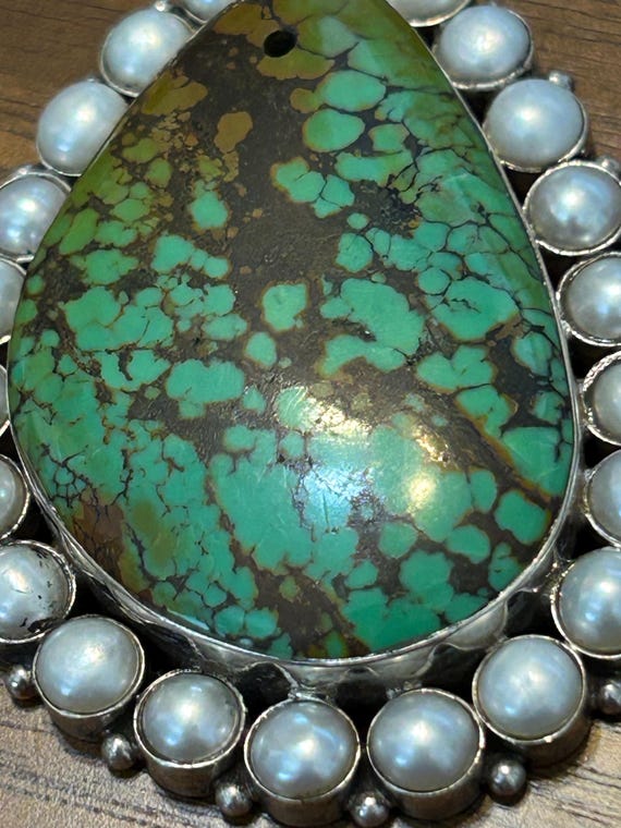Beautiful Southwestern style turquoise and  pearl… - image 4