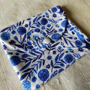 Étui porte-voile pour voile triangulaire petit porte-missel pochette tout usage avec tissu religieux catholique taille S