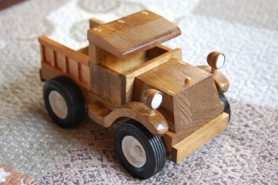 antique toy trucks