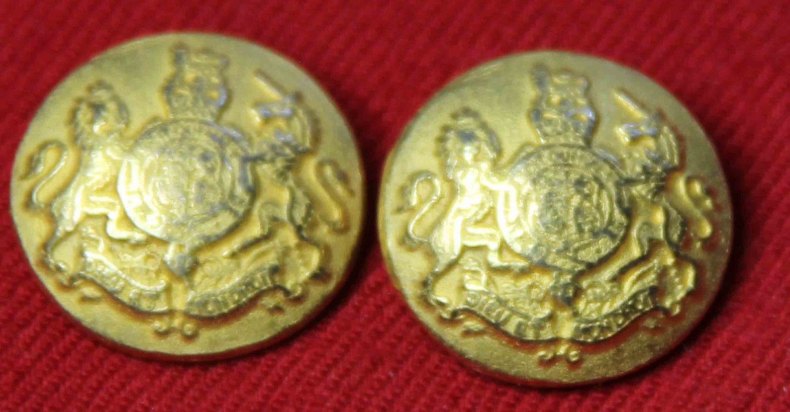 Two Vintage Lion & Unicorn Blazer Buttons Gold Brass 1980s Etsy