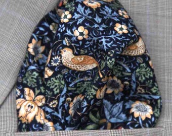 Pañuelo de bolsillo de algodón cosido a mano con estampado floral Strawberry Thief para hombre