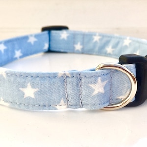 Hellblaue Sterne Hundehalsband, Baby Blaue Sterne Hundehalsband, optional passende Bleisterne erhältlich