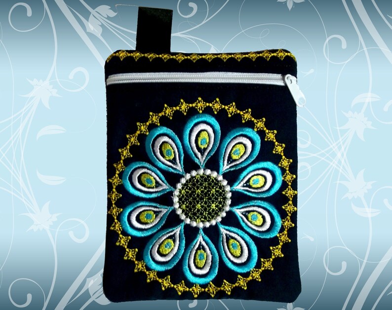 bag zipper Peacock ITH Machine embroidery digitization.INSTANT DOWNLOAD 5.51x7.87hoop zippered No.154-5x7hoop