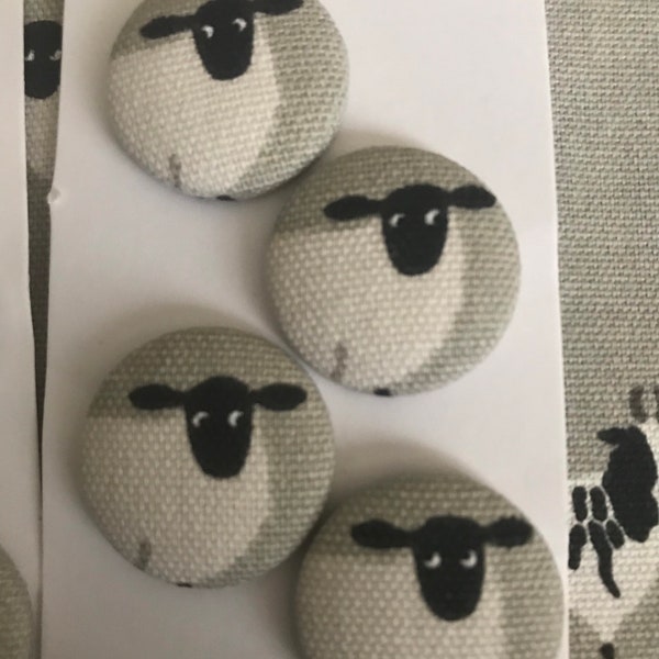 Boutons faits main dans un tissu de mouton Sophie Allport