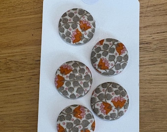 Handmade fabric buttons in a Tilda Fabric