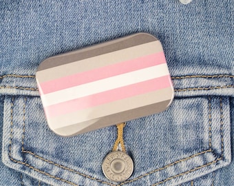 Demigirl vlagknop of magneet-Demigirl Pride, Trans Pride Magnet, Queer Button