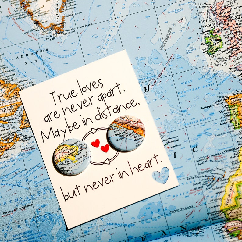 Personalized Long Distance Relationship Card: Pick your cities image 0