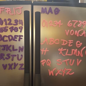 Frijmags - Ímãs de geladeira personalizados com sua própria caligrafia