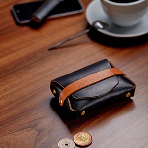 Cartera Horween negra personalizada / Estuche/bolsa pequeña de cuero Chromexcel, billetera de bolsillo frontal, monedero/billetera de cuero sin costuras, Era imagen 1