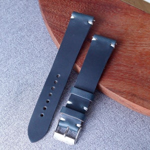 Navy blue Horween leather watch strap band made of Chromexcel / one single layer leather strap / 24 mm, 22 mm, 20 mm, 18 mm custom, handmade